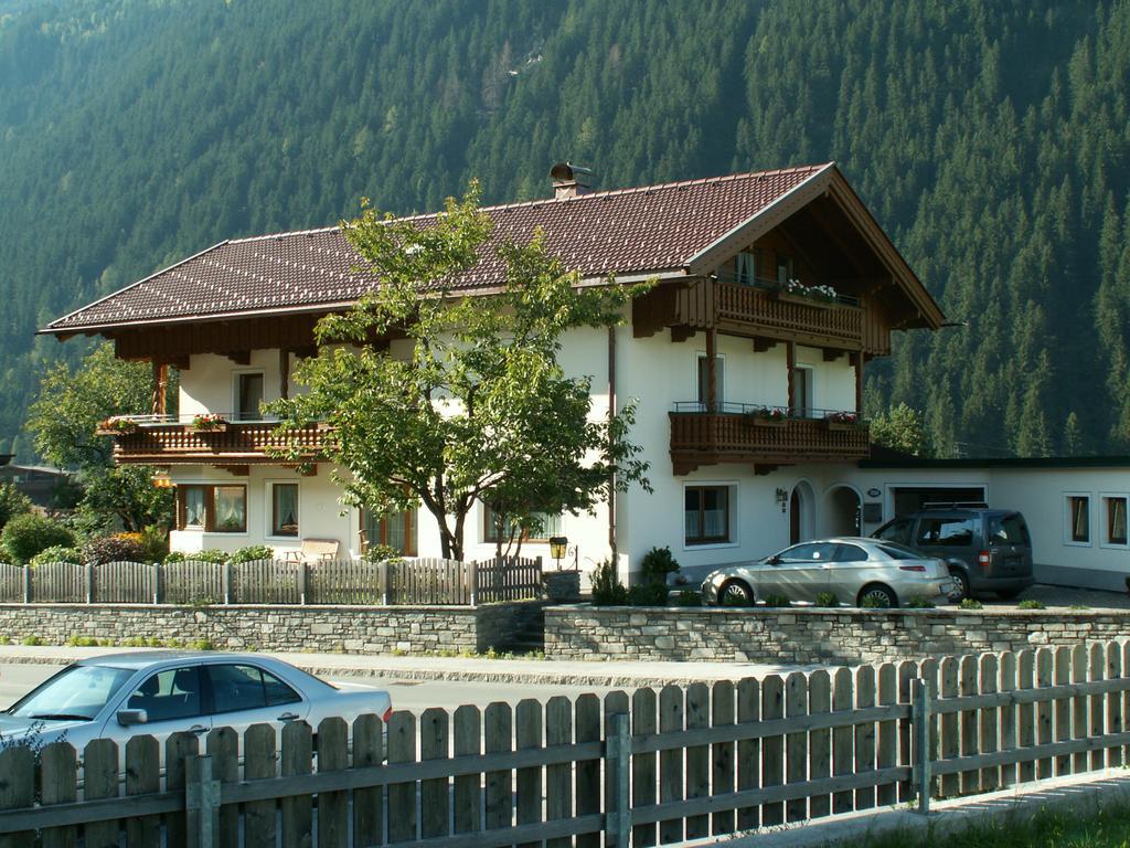 Landhaus Tyrol 메이른호픈 외부 사진